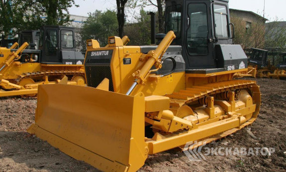 Бульдозер Shantui SD16